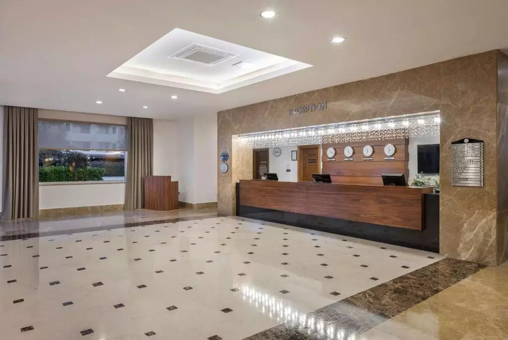 RAMADA RESORT LARA